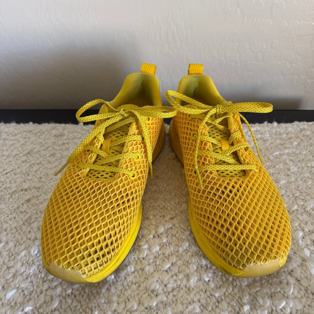 NOBULL Mesh Runner Men's Sneaker - Size 10.5